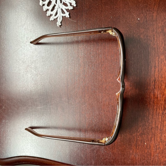 Vintage pair of Fendi sunglasses - Picture 3 of 8